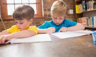 穴的组词（厅的组词）