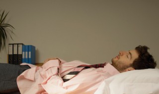 周公解梦梦见自己开车（周公解梦梦见自己开车撞车了）