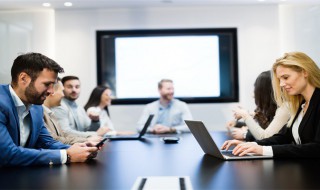 梦见大领导有什么征兆 梦见大领导是什么意思啊上班怎么见到领导