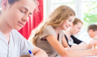 傲怎么组词 君怎么组词