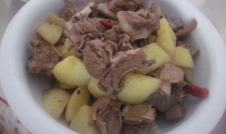 陕北炖羊肉的正宗做法 陕北炖羊肉的正宗做法和配料