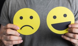 抖音里走心的网红句子（抖音里走心的网红句子幽默）