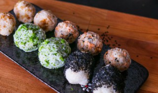 新疆羊肉手抓饭的正宗做法 新疆羊肉手抓饭的正宗做法视频