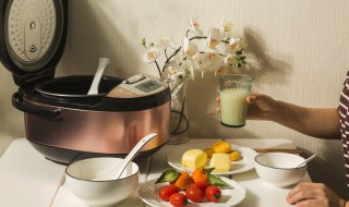 梦见别人吃饭什么意思 梦见别人吃饭什么意思周公解梦