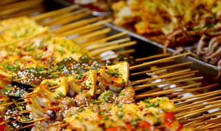 油炸串串（油炸串串的酱料怎么做）