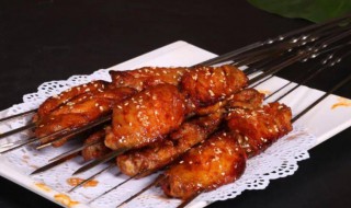 烤鸡翅怎么腌制才好吃（烤鸡翅怎么腌制才好吃又简单）