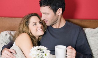 梦见自己系鞋带是什么意思（梦见自己系鞋带是什么意思梦见自己被别人误会）