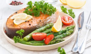 青笋炒腊肉 青笋炒腊肉的做法大全