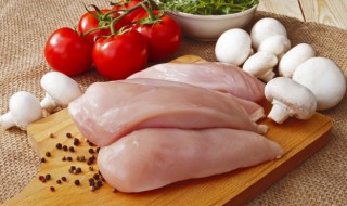 鸡肉跟什么炒好吃（鸡肉跟什么炒好吃简单）