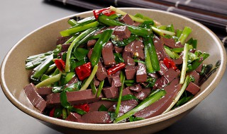 羊血的做法大全家常菜（羊血的做法大全家常菜窍门）