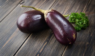 家常腌茄子咸菜的做法 家常腌茄子咸菜的做法窍门