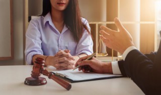 瞥眼的意思是什么（眼睛一瞥的意思）