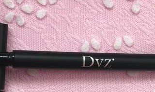 眼线胶笔应该怎么削（眼线胶笔怎么削?）