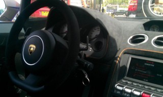 如何不让离合滑到脚心 离合器滑到脚心