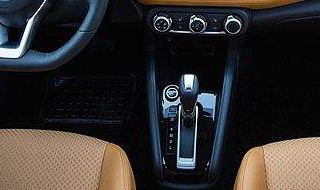 怠速倒车上马路牙子对轮带有伤害吗(怠速上马路牙子伤车吗?)