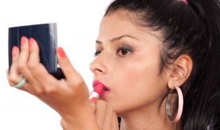 13岁可不可以化妆（13岁能不能化妆）