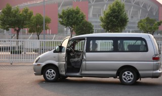 东风风行菱智的轮胎是多大的 风行菱智轮胎型号