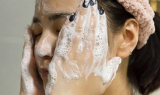 保湿乳液一般是什么时候用的 保湿乳液一般是什么时候用的好