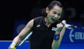 羽毛球制作哑铃 羽毛球 哑铃