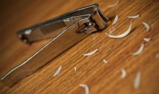 晚上可以剪指甲吗 晚上可以剪指甲吗迷信