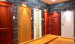 木门长期受外力会下沉吗（木门为什么会下沉）