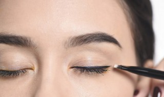 防水眼线液如何卸妆 防水眼线液如何卸妆视频