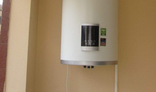 太阳能热水感应器插多少进去 太阳能热水器是怎么连接的