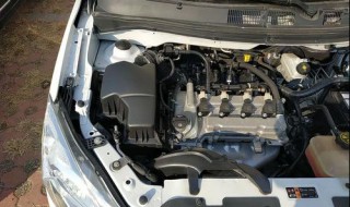 赛欧3空气滤芯盖上的螺丝叫什么 赛欧3空气滤芯在什么地方,怎么拆下来