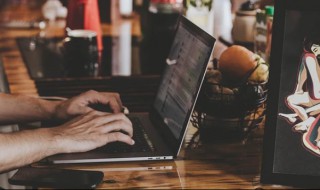 电脑屏幕显示不出来只有鼠标(电脑屏幕不显示但是有鼠标)