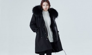 长款派克服搭配什么鞋子好看(长款派克服搭配什么鞋子好看女)