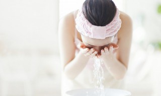 每天早上用什么洗脸可以美白 天天用什么洗脸可以美白