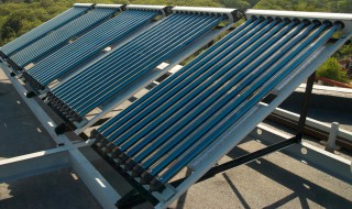 太阳能光伏发电对人有辐射吗?(光伏太阳能对人体有没有辐射)