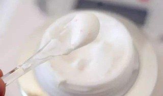 润肤露是水还是乳液 润肤露是水还是乳液好