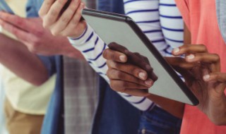 手机全网通可以放2个电信卡吗（全网通手机可以放两张电信卡吗?）