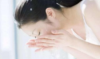 皮肤干燥可不可以用白醋 白醋洗脸皮肤干的人能用吗