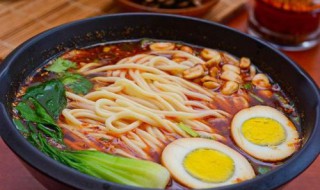 煮螺蛳粉的方法步骤 煮螺蛳粉的教程