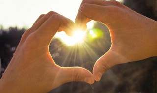 阳光向上的正能量短句 阳光向上的正能量短句英文