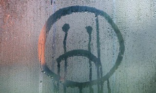 伤感的句子带人生感悟短句（伤感的句子带人生感悟短句英文）