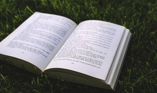 适合发朋友圈的悲伤句子（适合发朋友圈的悲伤句子和图片）