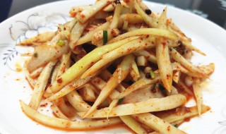 一个人过年适合做什么菜（一个人过年过年备什么菜）