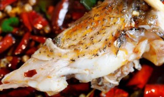 花鲢鱼头简单又好吃做法（花鲢鱼头怎么做好吃又简单）