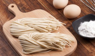 洋葱肉酱拌面怎么弄 洋葱肉酱拌面怎么弄的