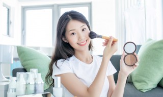 椭圆形脸化妆技巧（椭圆形脸妆容）