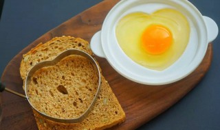 微波炉煎鸡蛋的做法 微波炉煎鸡蛋的做法窍门