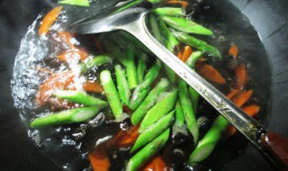 素炒三色的做法（素炒三样图片）