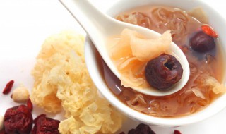 一人份养生银耳汤的简单做法 银耳做法大全家常汤