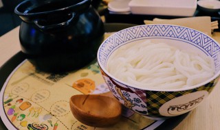 鸡腿米线做法（鸡腿米线做法大全）