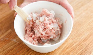 冻肉馅的调制方法 肉冻馅怎么做