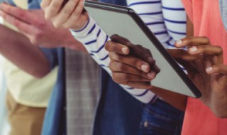 qq飞车昵称最新版的（qq飞车昵称最新版的2字）