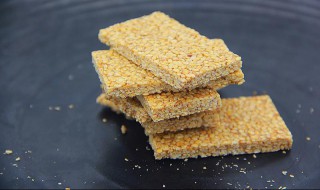 如何自制芝麻板糖（如何自制芝麻板糖）